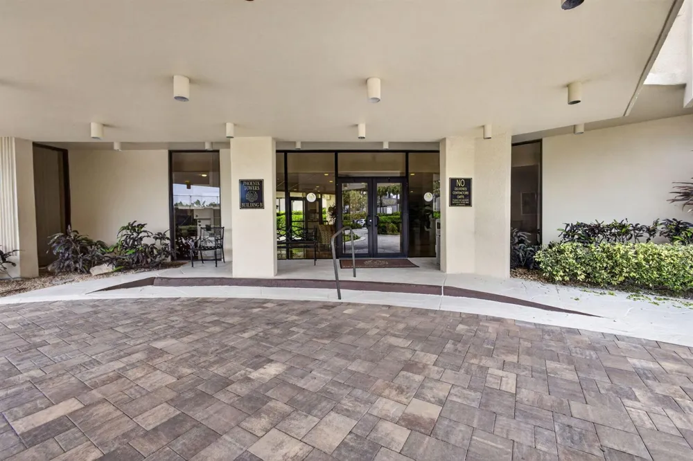 2800 OCEAN DRIVE #B-4A Singer Island, FL 33404