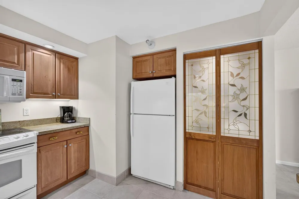 2800 OCEAN DRIVE #B-4A Singer Island, FL 33404