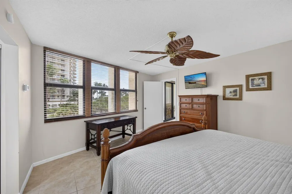 2800 OCEAN DRIVE #B-4A Singer Island, FL 33404