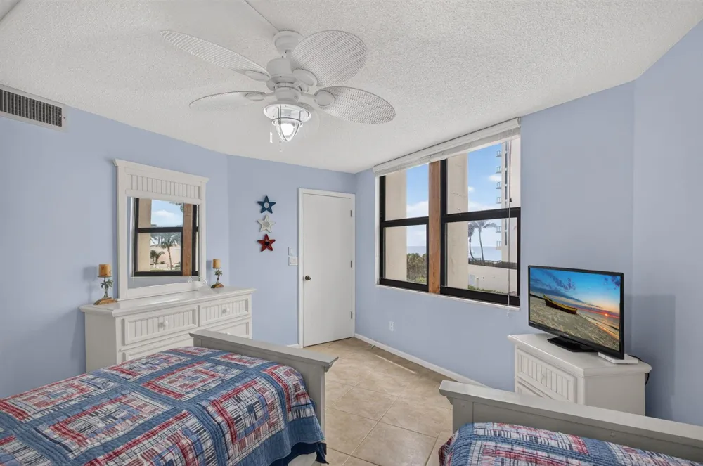 2800 OCEAN DRIVE #B-4A Singer Island, FL 33404