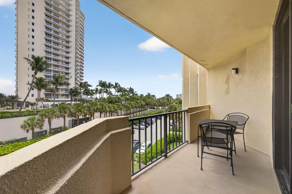 2800 OCEAN DRIVE #B-4A Singer Island, FL 33404