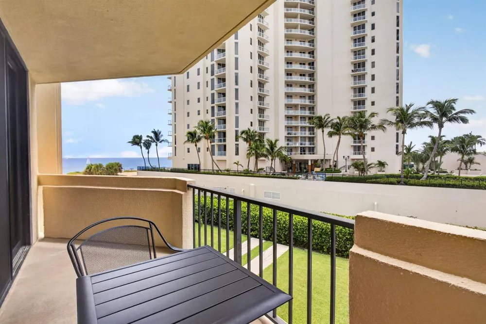 2800 OCEAN DRIVE #B-4A Singer Island, FL 33404