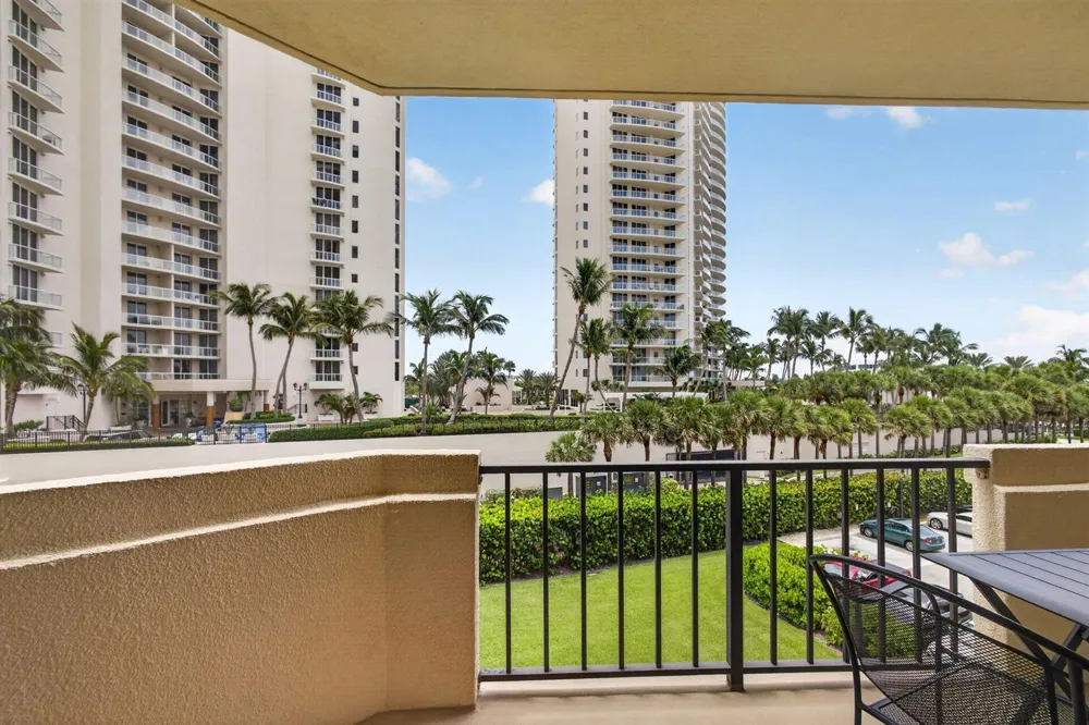 2800 OCEAN DRIVE #B-4A Singer Island, FL 33404