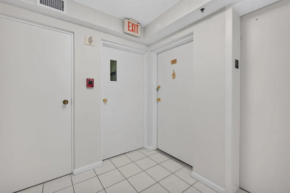 2800 OCEAN DRIVE #B-4A Singer Island, FL 33404