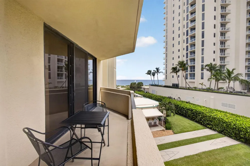 2800 OCEAN DRIVE #B-4A Singer Island, FL 33404