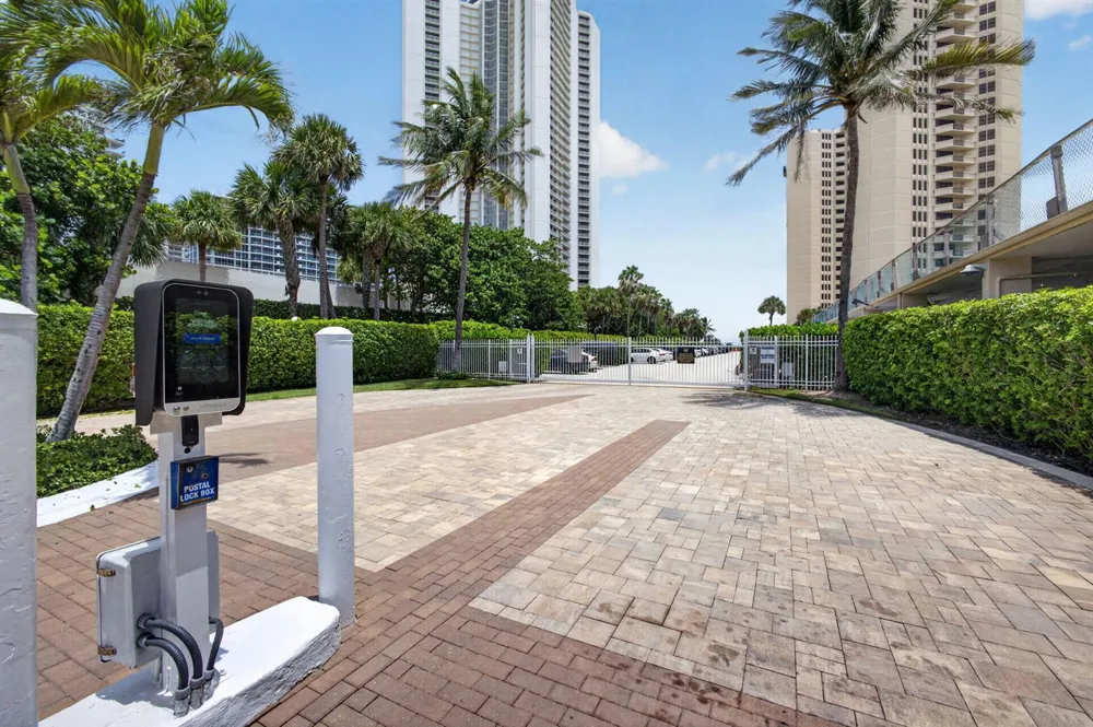 2800 OCEAN DRIVE #B-4A Singer Island, FL 33404