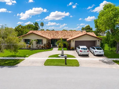 448 Sailboat Cir
