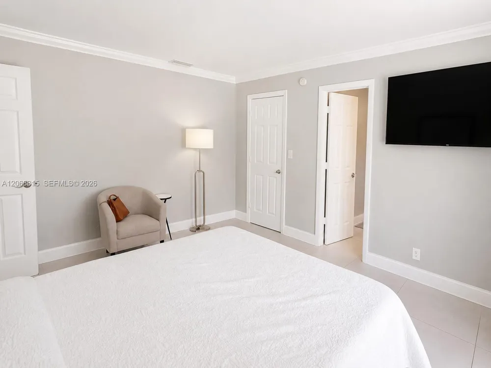 448 Sailboat Cir Weston, FL 33326