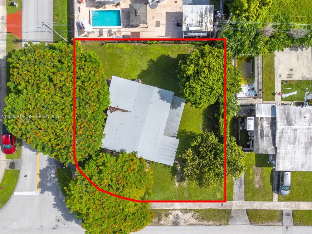 11445 SW 43rd Ter Miami, FL 33165