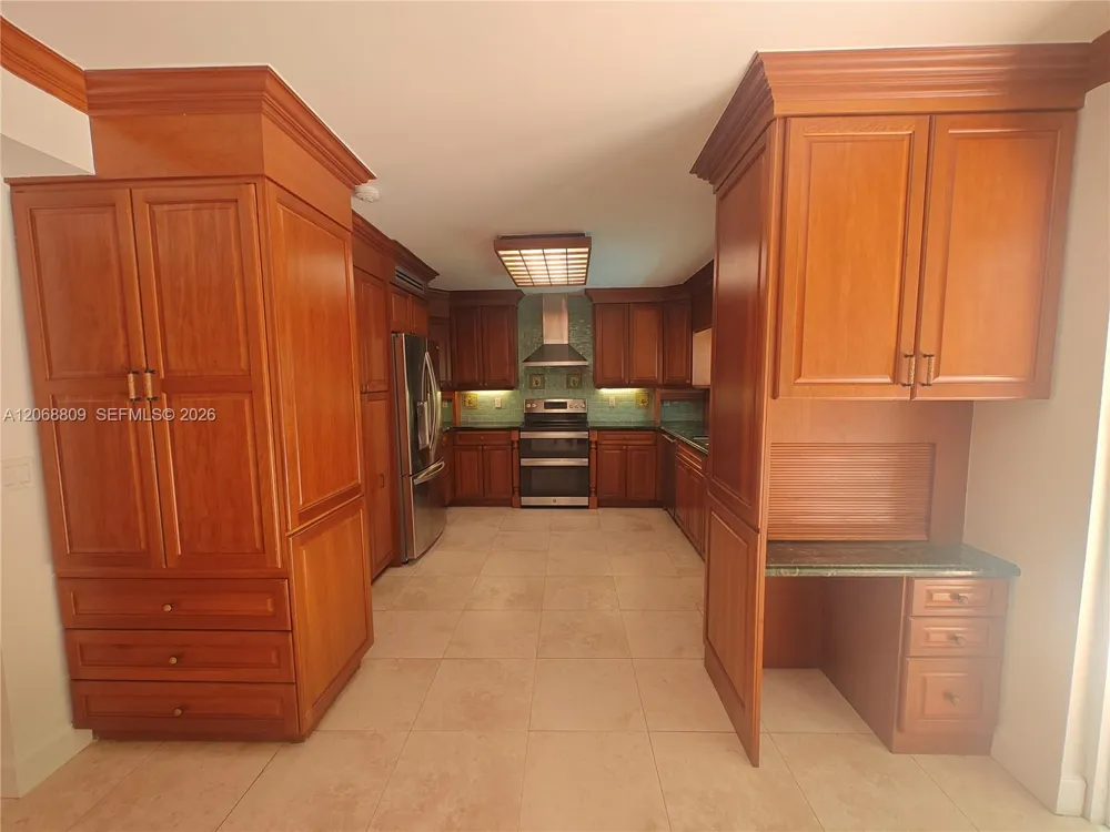 710 Allendale Rd #710 Key Biscayne, FL 33149