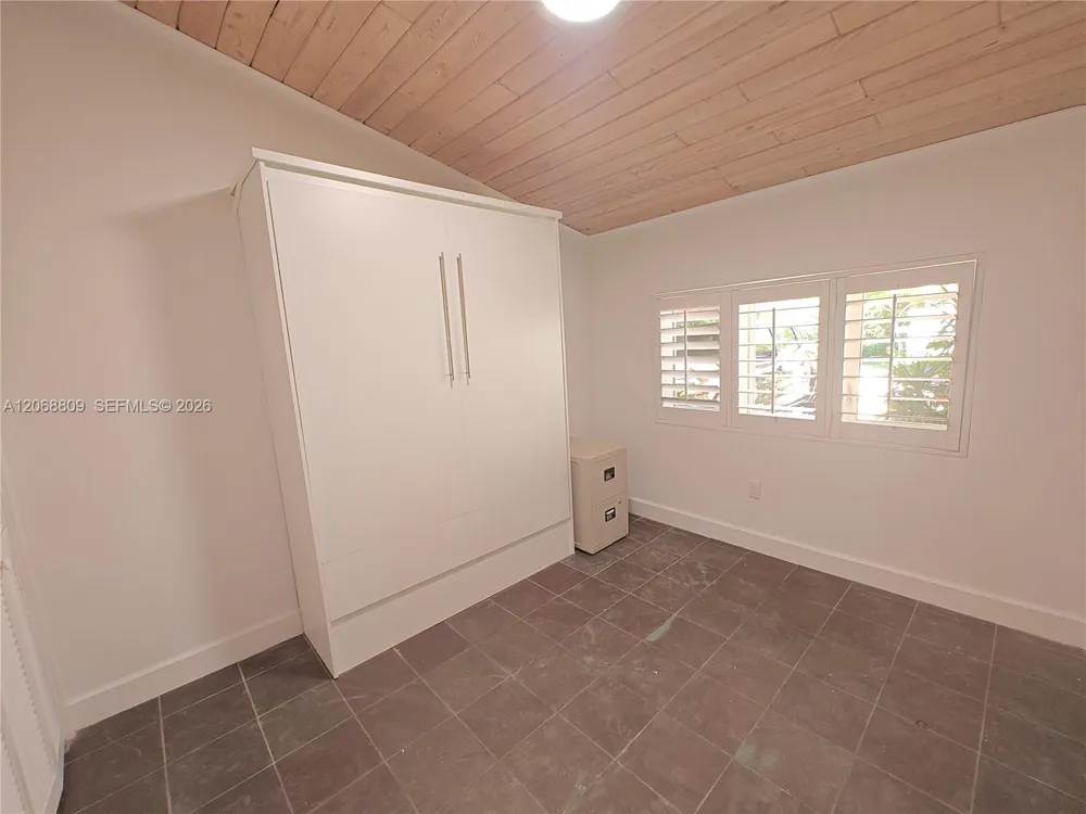 710 Allendale Rd #710 Key Biscayne, FL 33149