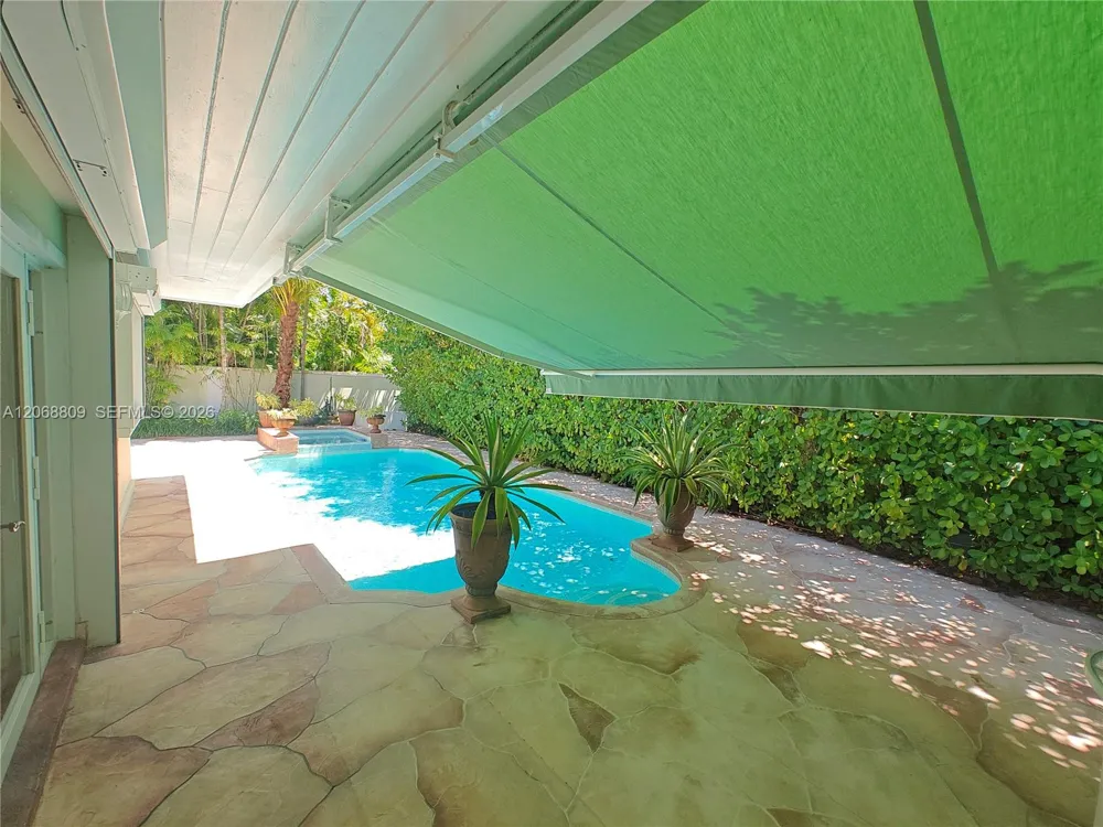 710 Allendale Rd #710 Key Biscayne, FL 33149