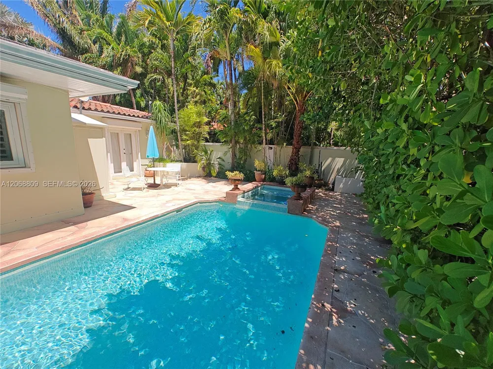 710 Allendale Rd #710 Key Biscayne, FL 33149