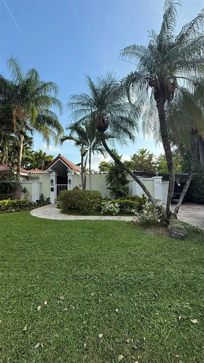 710 Allendale Rd #710 Key Biscayne, FL 33149
