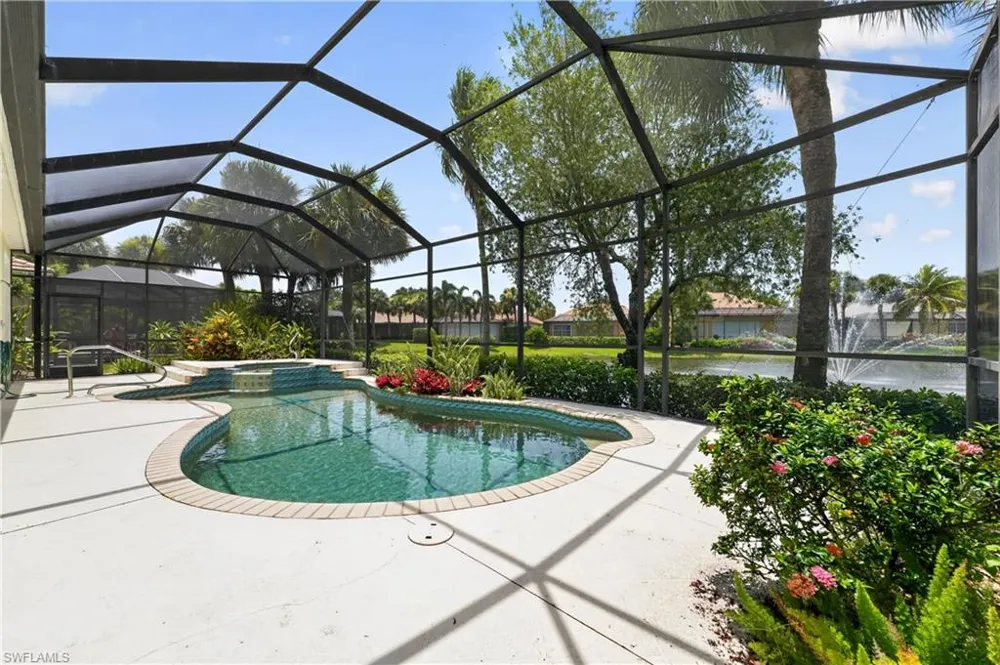 2317 Island Cove Circle Naples, FL 34109