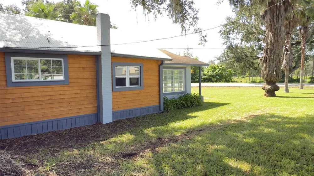 14740 JOHNS ROAD Dade City, FL 33525