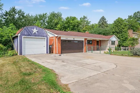 7437 Midland Road
