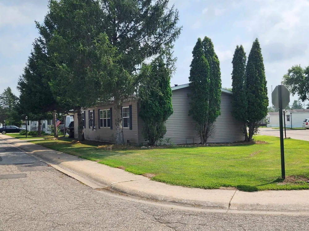 3362 Lassie Drive Pine River Township, MI 48801