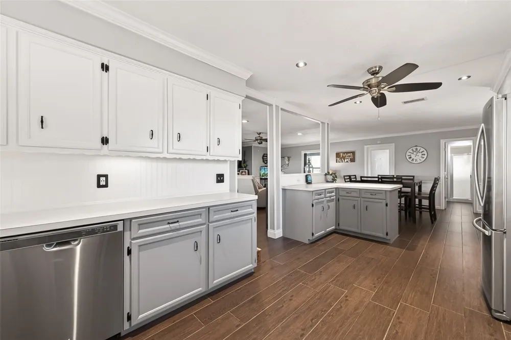 10550 Brinkmeyer Road Needville, TX 77461