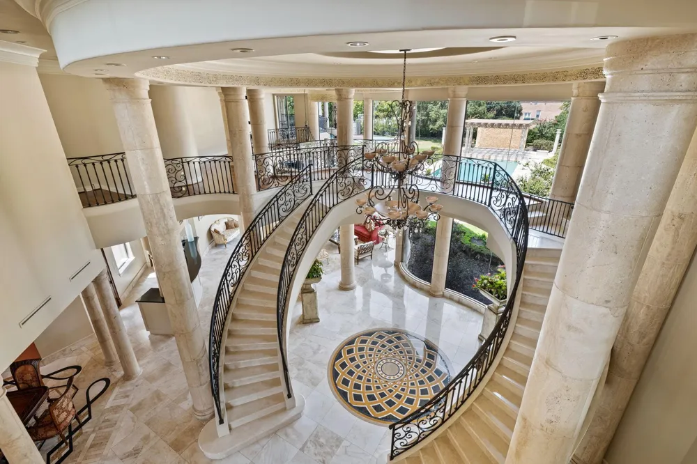 5412 Sturbridge Drive Houston, TX 77056