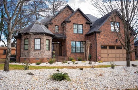 1106 Double Oaks Road