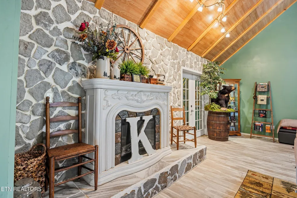 726 Highway 107 Del Rio, TN 37727