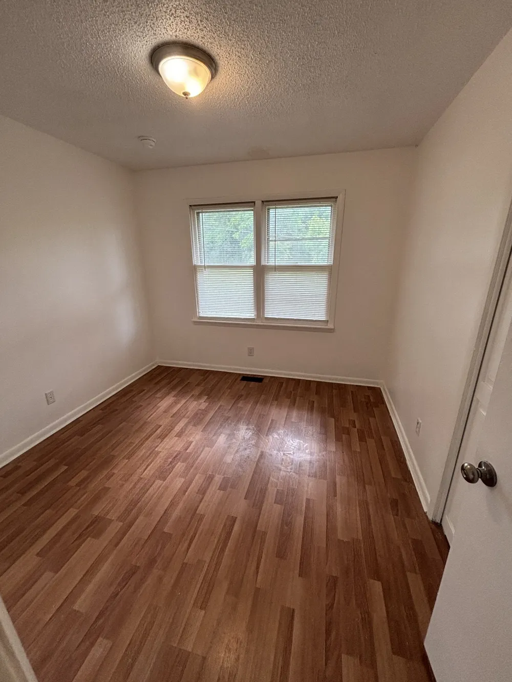 143 Roy Webb Rd McMinnville, TN 37110