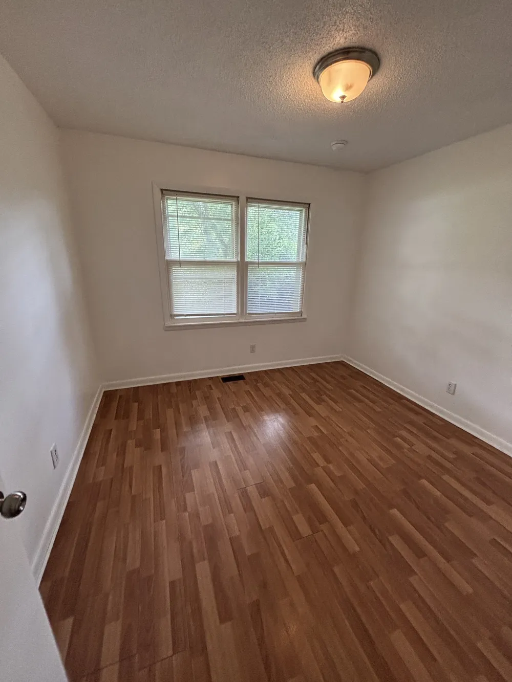 143 Roy Webb Rd McMinnville, TN 37110