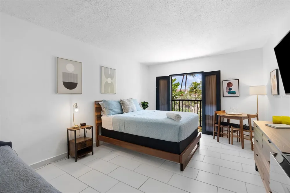 100 CANDELERO DRIVE #2066 Humacao, PR 00791