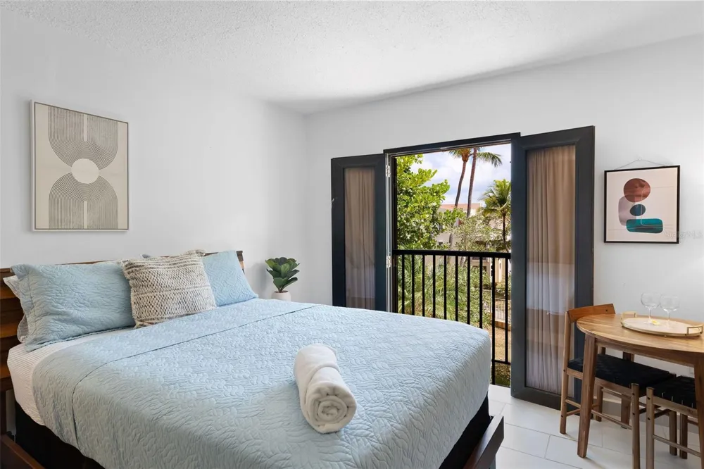 100 CANDELERO DRIVE #2066 Humacao, PR 00791