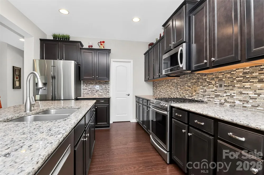 5409 Poplar Knoll Drive Matthews, NC 28105