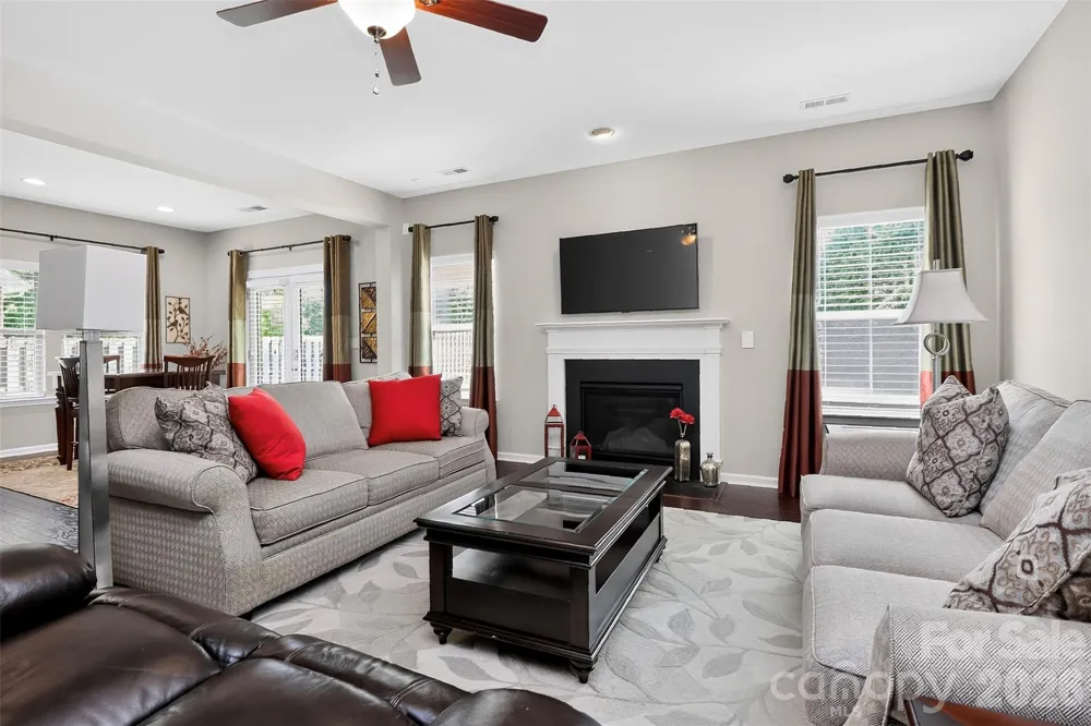 5409 Poplar Knoll Drive Matthews, NC 28105