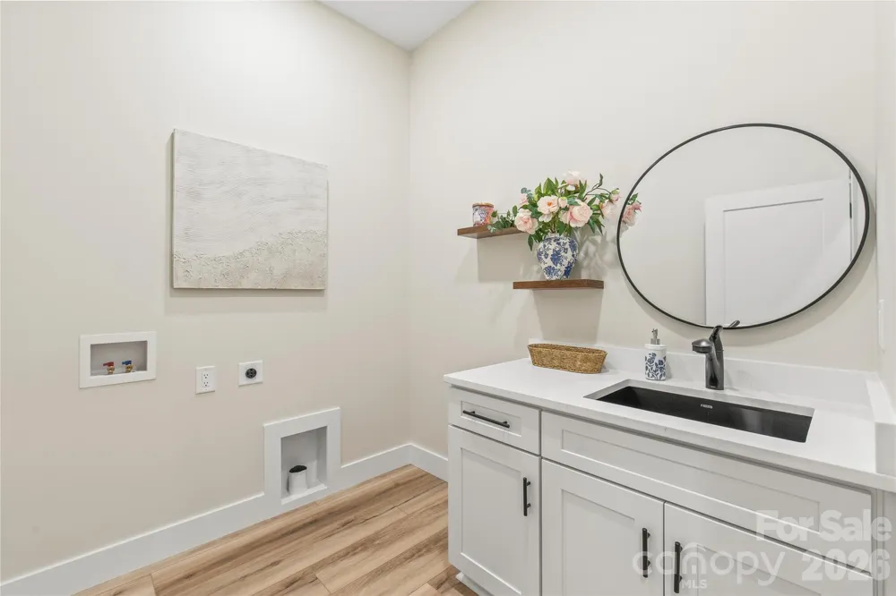 5822 Potter Road S Waxhaw, NC 28173