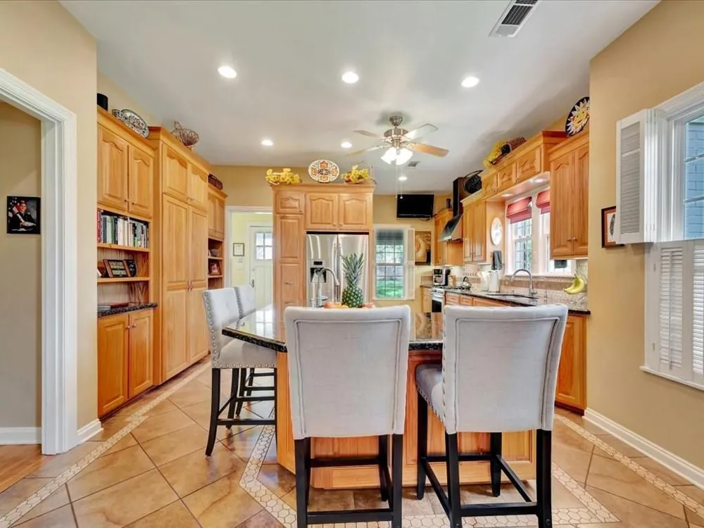 402 S Bynum Street Lufkin, TX 75904