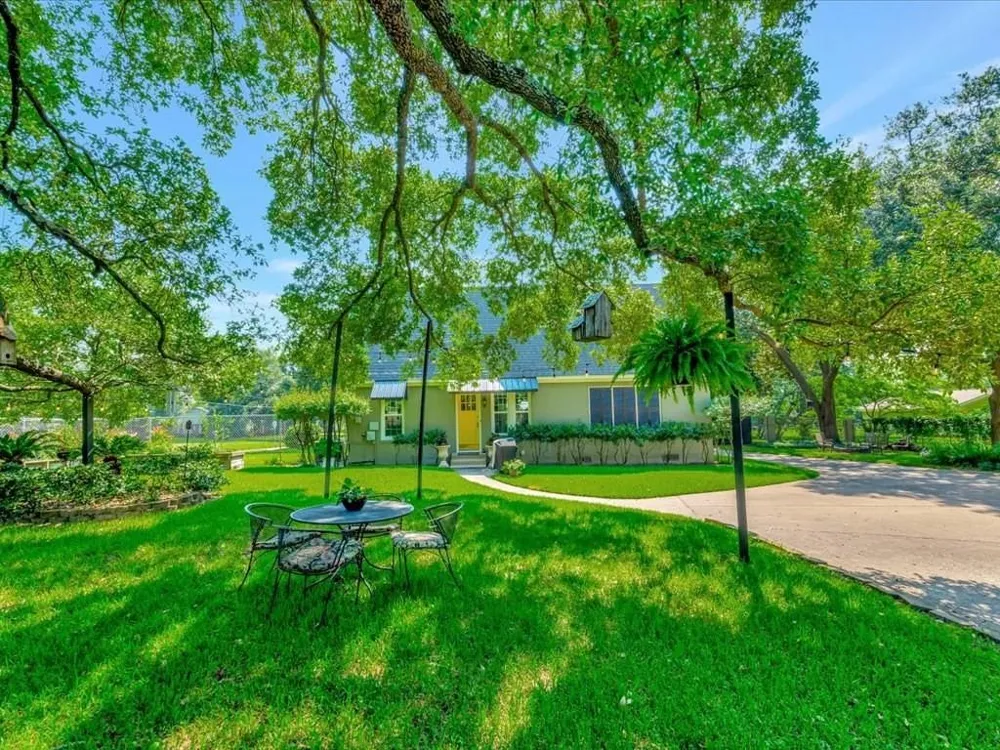 402 S Bynum Street Lufkin, TX 75904