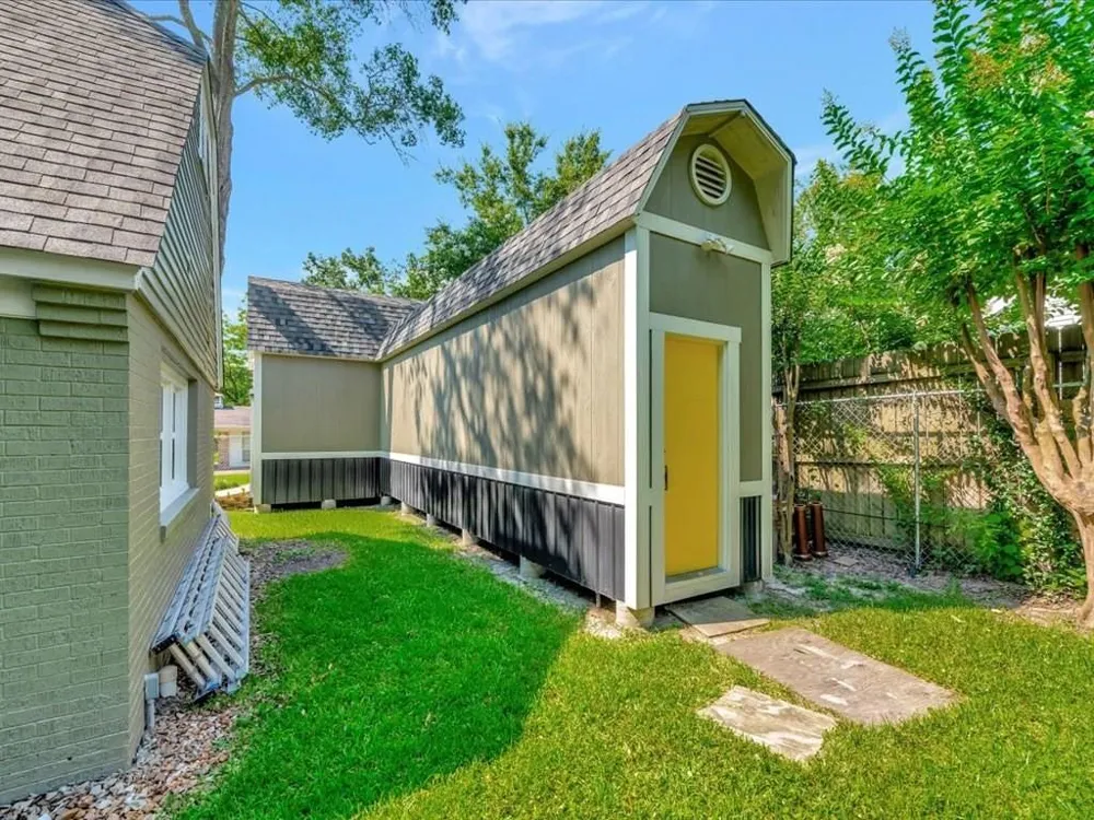 402 S Bynum Street Lufkin, TX 75904