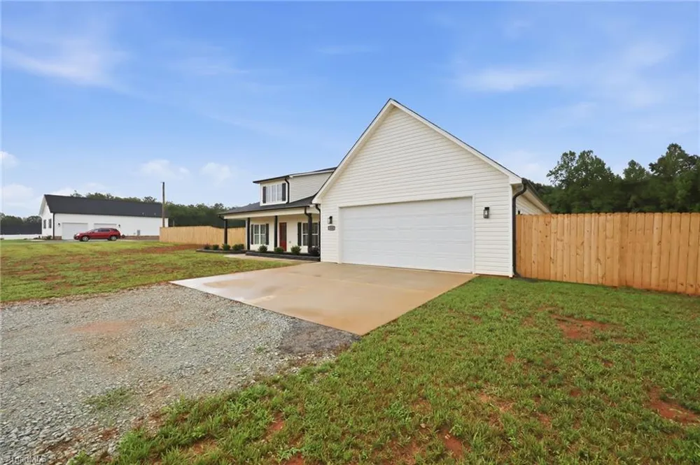 123 Gregorys Grange Drive Yanceyville, NC 27379