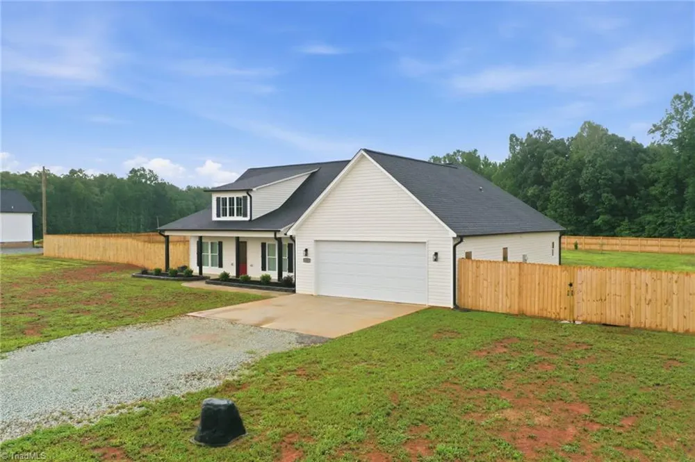 123 Gregorys Grange Drive Yanceyville, NC 27379