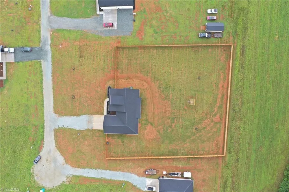 123 Gregorys Grange Drive Yanceyville, NC 27379