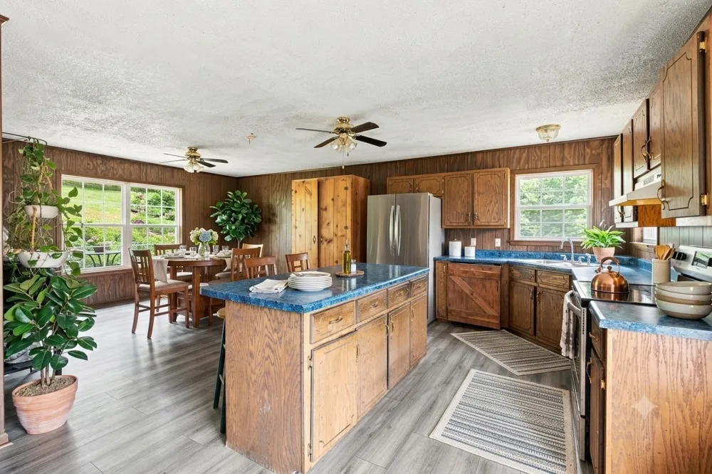 179 Lakeside Dr Carthage, TN 37030