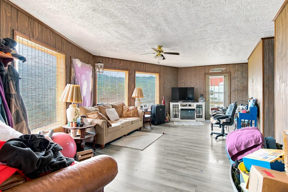 179 Lakeside Dr Carthage, TN 37030