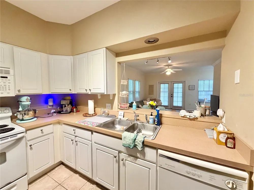 9177 SW 52ND ROAD #203 Gainesville, FL 32608