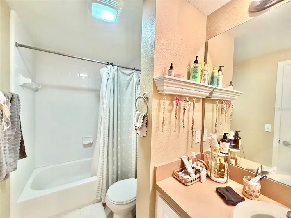 9177 SW 52ND ROAD #203 Gainesville, FL 32608
