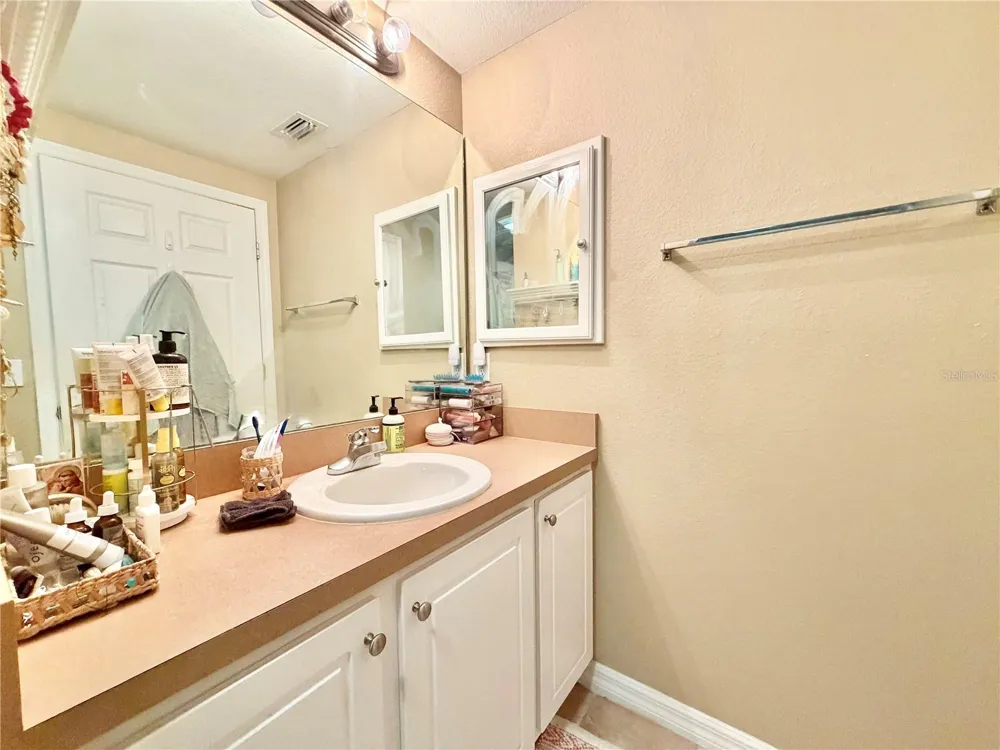 9177 SW 52ND ROAD #203 Gainesville, FL 32608