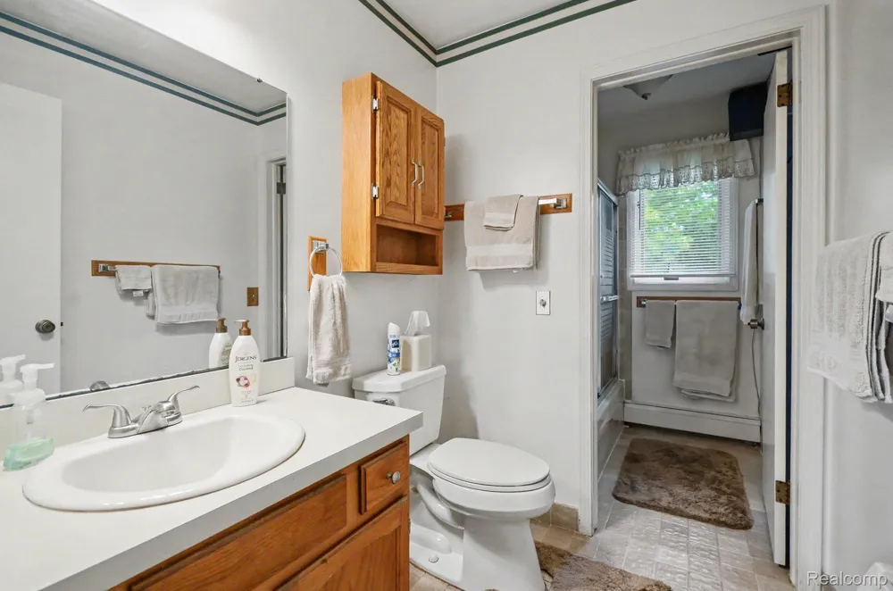1625 Spruce Court Commerce Charter Township, MI 48390