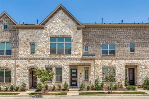 2837 Troutt Drive