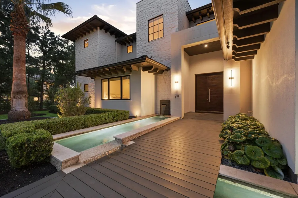 78 S Badger Lodge Circle The Woodlands, TX 77389