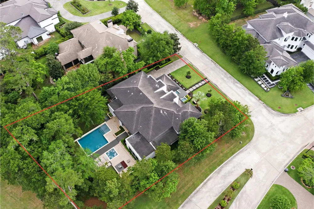 78 S Badger Lodge Circle The Woodlands, TX 77389