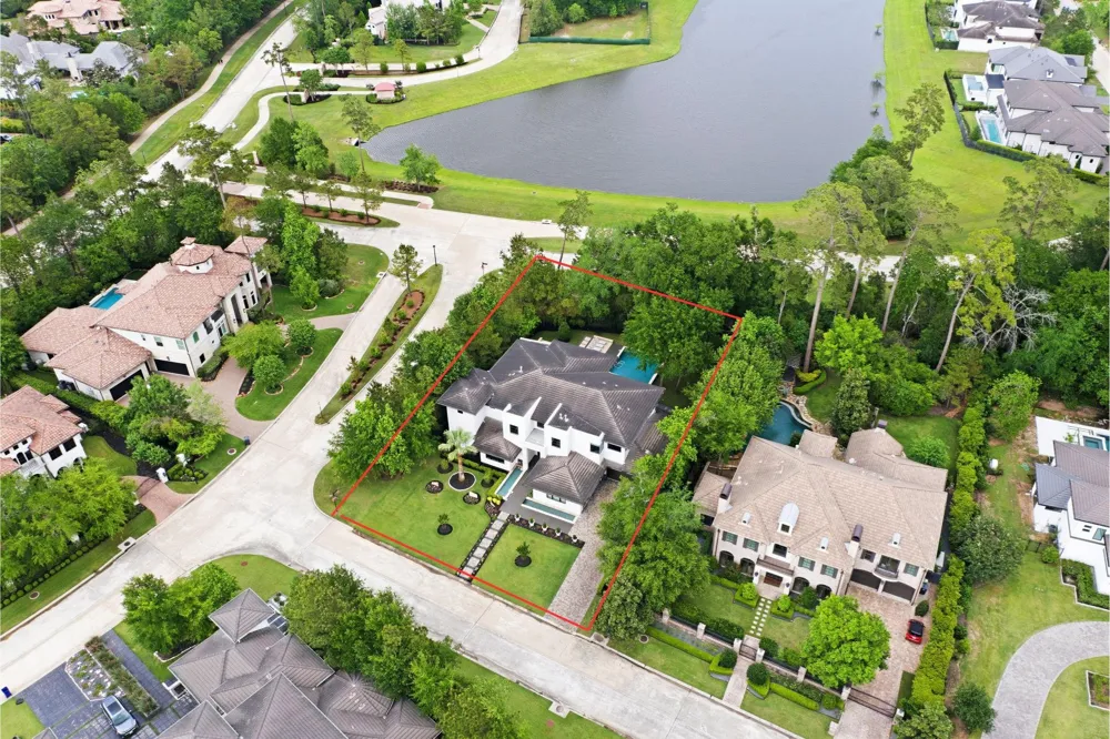 78 S Badger Lodge Circle The Woodlands, TX 77389