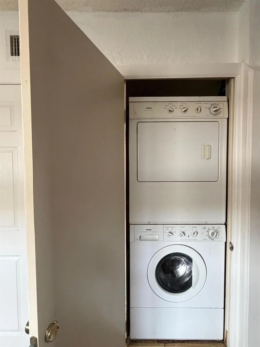 2607 NE 8TH AVENUE #3 Wilton Manors, FL 33334